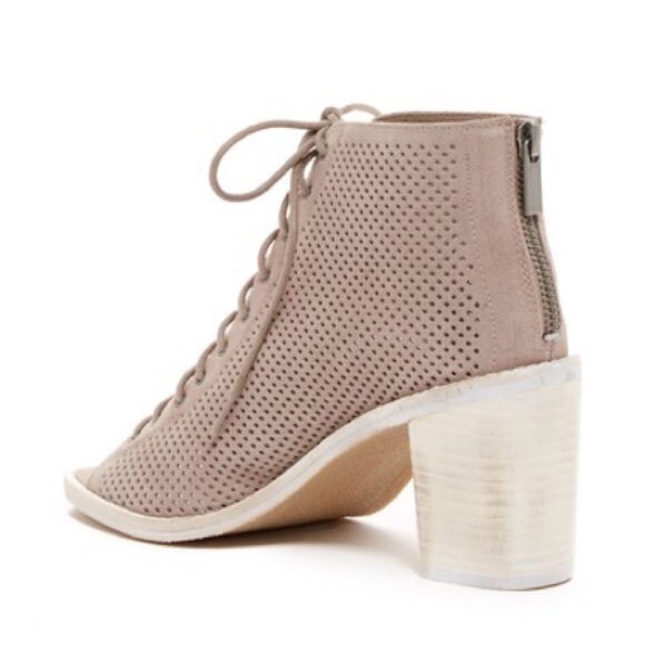 DOLCE VITA MORIE PERFORATED HEELED SIZE 10 - Picture 2 of 8